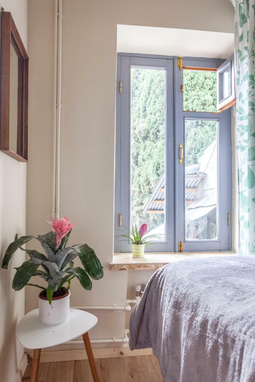Vagabond B&B Тбилиси Экстерьер фото