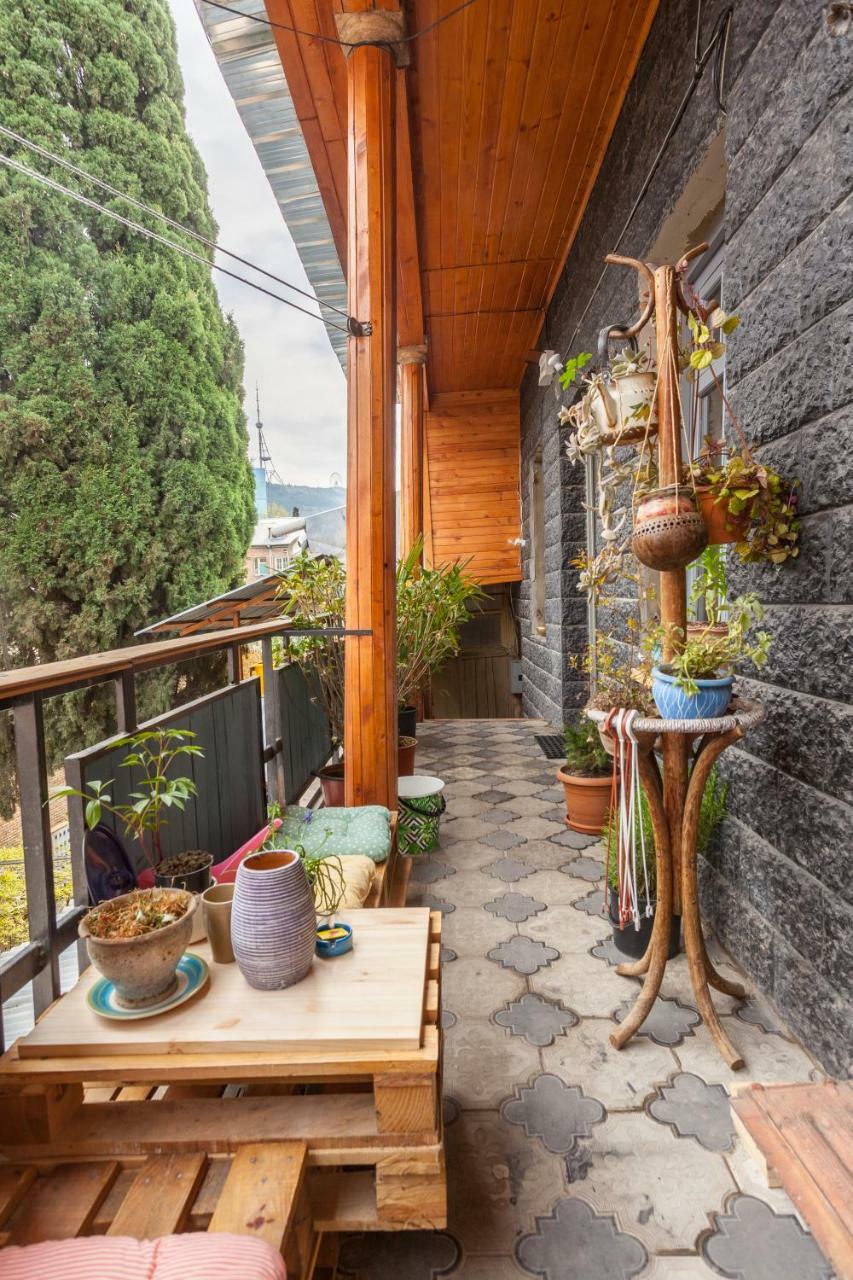 Vagabond B&B Тбилиси Экстерьер фото