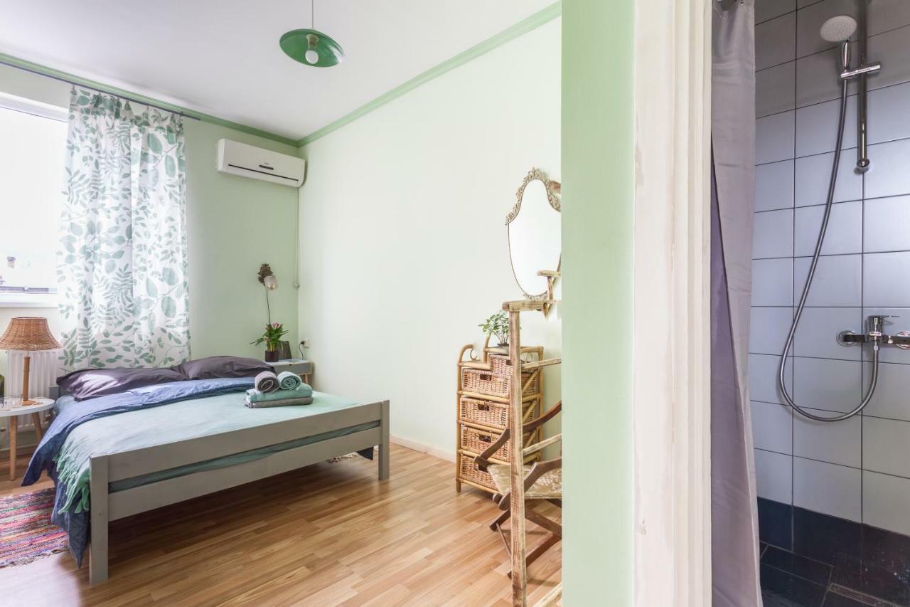 Vagabond B&B Тбилиси Экстерьер фото